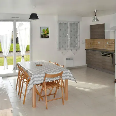 Maison De Charme A Saint-laurent-sur-mer, Vue Sur Et Jardin Holiday home Saint-Laurent-sur-Mer